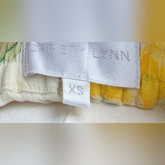 Christy Lynn Marta Floral Wide Leg Pants - Picture 7 of 8